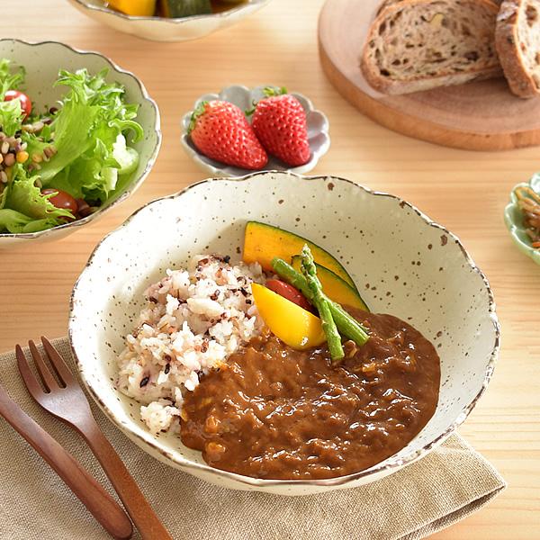 カレー皿 パスタ皿 おしゃれ 和食器 美濃焼 大皿 深皿 麺皿 白化粧菊形6 8深皿 Sp 570 Tei おしゃれ食器の通販m Home Style 通販 Yahoo ショッピング