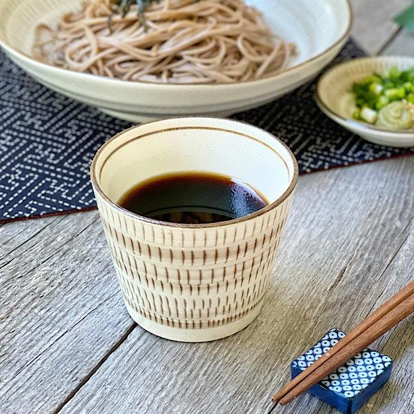 蕎麦猪口 おしゃれ そばちょこ そば猪口 和食器 美濃焼 小鉢 デザートカップ 湯呑み 美濃民芸 錆トチリそば猪口 Sp 596 Tei おしゃれ食器の通販m Home Style 通販 Yahoo ショッピング