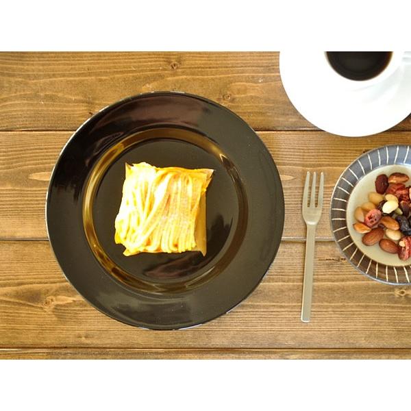 取り皿 おしゃれ 中皿 美濃焼 プレート ケーキ皿 デザート皿 丸皿 シックブラックケーキ皿19 3cm Tn 211 Tei おしゃれ食器の通販m Home Style 通販 Yahoo ショッピング