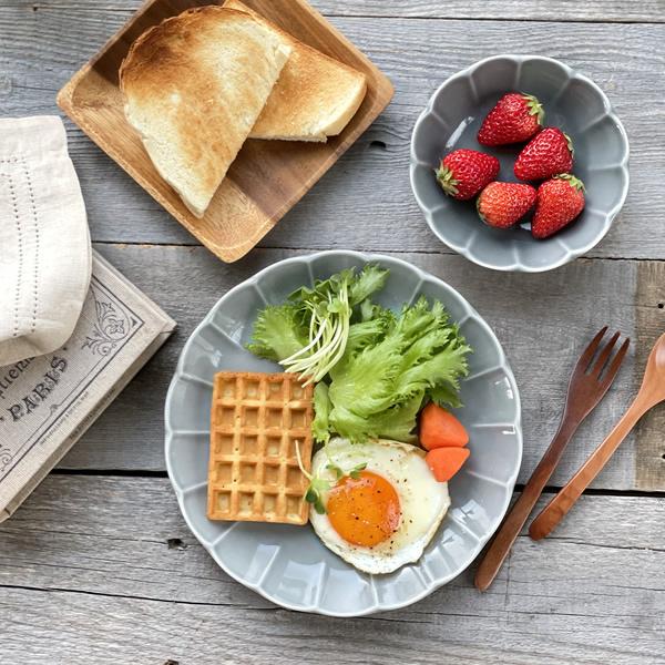 新品2枚セット　美濃焼 　紺青　20.5cmクープ  大輪菊 新品2枚セット 美濃焼 紺青 20.5cmクープ 大輪菊 新品2枚セット