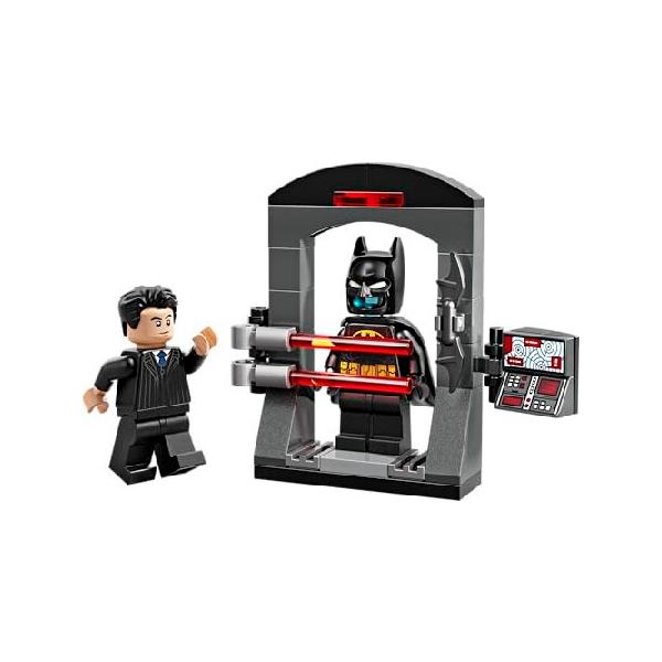 【並行輸入】LEGO DC Super Heroes Batman Bruce Wayne and the Batsuit Polybag Set 30726