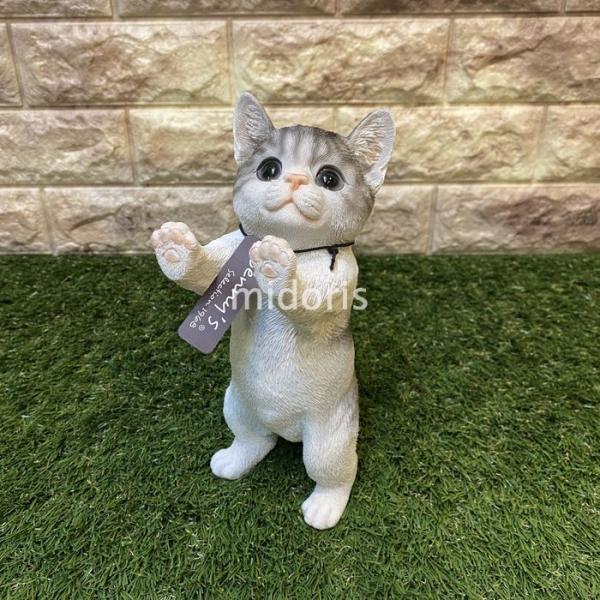 ベニーズキャット 安全 窓の外を眺めてます サバ白 子 猫 置物 可愛い リアル アニマルオブジェ 仔猫 かわいいネコ 玄関先 ガーデン 動物 雑貨 子猫 庭 インテリア