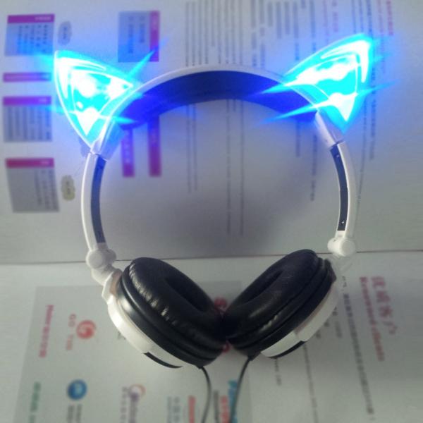猫耳ヘッドホン 耳が光る 猫耳ヘッドフォン 有線 コスプレ衣装 ファッション イヤホン イヤフォン ねこ耳 ネコ耳 ネコミミ おしゃれ 可愛い