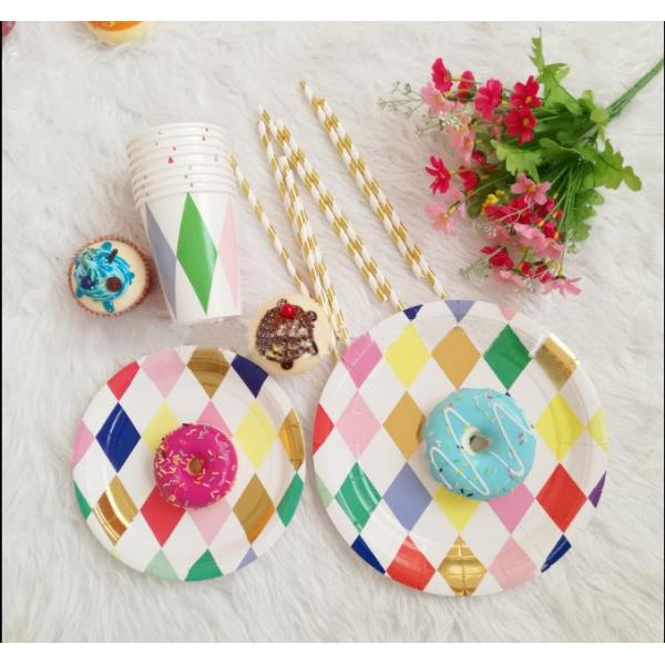 クリスマス 消耗品 キッチン雑貨 紙皿の人気商品 通販 価格比較 価格 Com