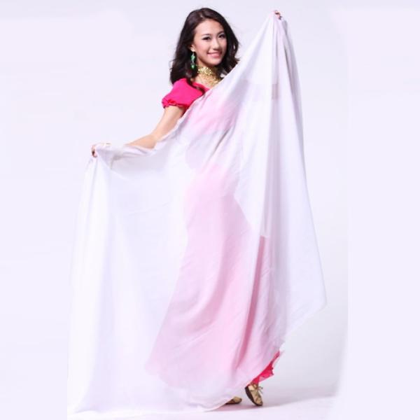 【メール便 送料無料】■白 ホワイト white の【新品】出品です。■≪サイズ≫約120cm×220cm軽やか素材のシフォン ベール舞台でも本格使用できる定番型の大判サイズで大人気商品です。装飾がされてないのので、軽やかに舞います。しなや...