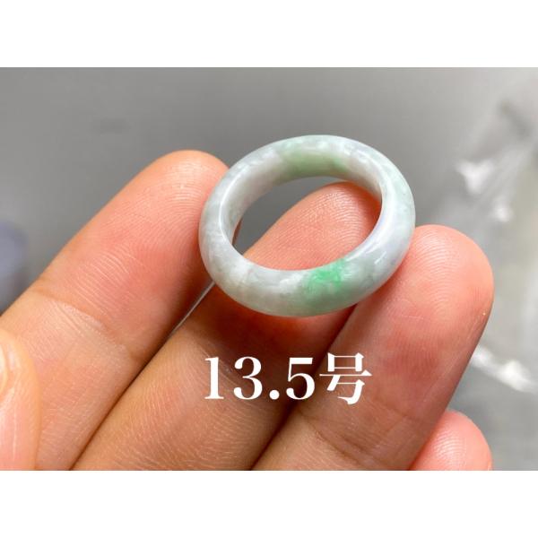 L9-130 美品 白底陽緑 13.5号 ミャンマー産天然 A貨 本翡翠 くりぬき
