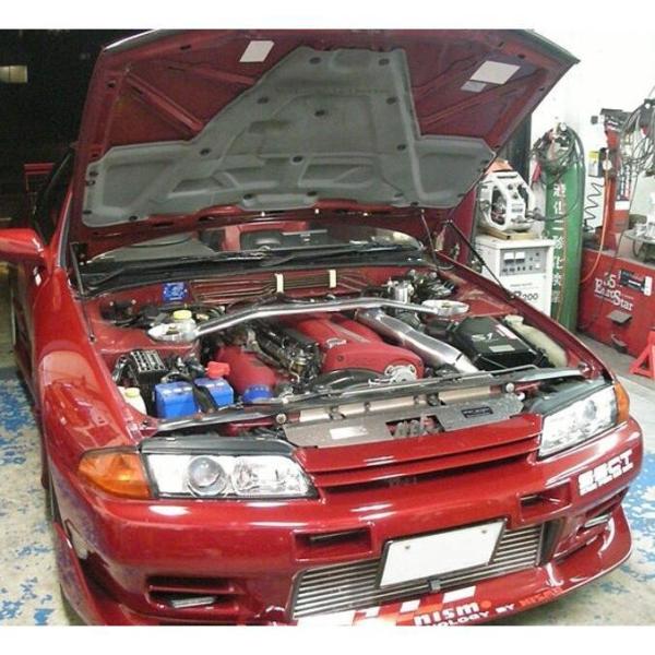 日産スカイラインGT-R R32 1989-1994専用のボンネットダンパー : 生活
