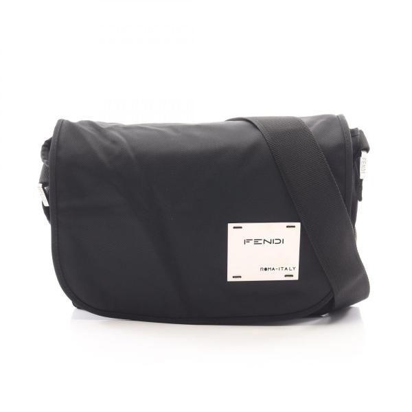 FENDI★美品★ロゴプレートナイロンショルダーバッグ★ブラック FENDI（フェンディ） ロゴプレート ブランドオフ ナイロン ショルダー
