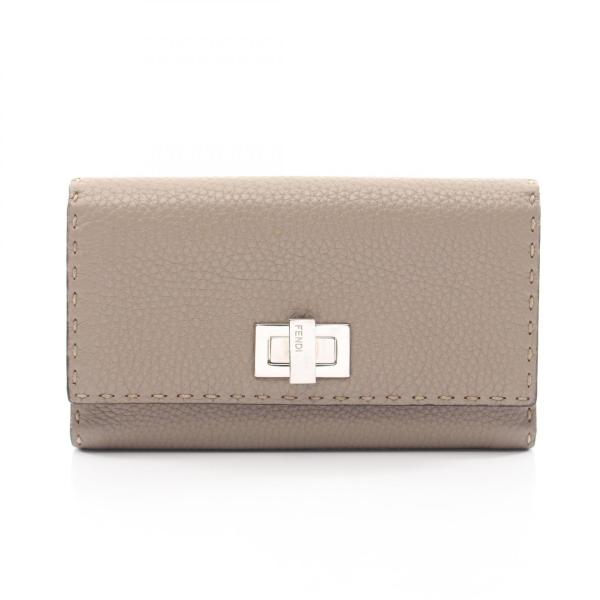 FENDI（フェンディ） ピーカブー セレリア ブランドオフ レザー 二