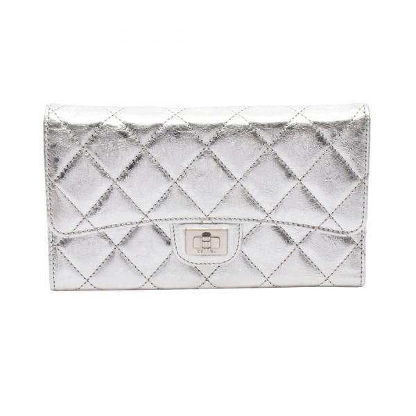 CHANEL（シャネル） 2.55 マトラッセ メタリック ブランドオフ レザー