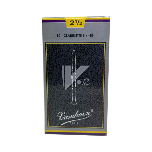 V.12リードは、ヒールが厚く、トラディショナルより若干ティップが厚く、パレットが長くカットされています。パレットが長いということは、振動しやすく深く豊かな音になります。ティップが厚いことは、最適なアタックが得られ、その上耐久性が増します。...