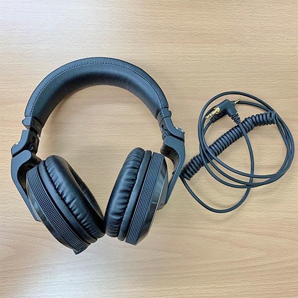 中古品》Pioneer DJ パイオニア HDJ-X7-K ブラック DJヘッドホン 箱  