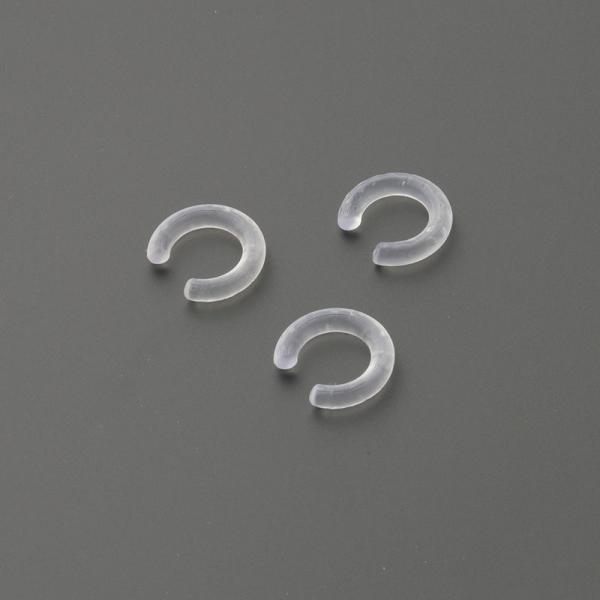 レガートリング　3つの特長1.新しい発想で、音色が変化。2.取り付け、取り外しが簡単。3.ストレスがかかりやすい部分に取り付けることで、共振により、響きが増幅。レガートリングは人口象牙に近い特殊な材質で、楽器に装着させるだけで効果が出ます。...