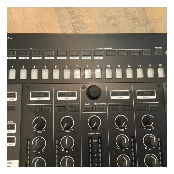 店頭展示品 Roland Trビートマシン搭載pcdjコントローラー Pcdj Dj 808 Dj機材 a Mikigakkidjs Dj 808 ショップ