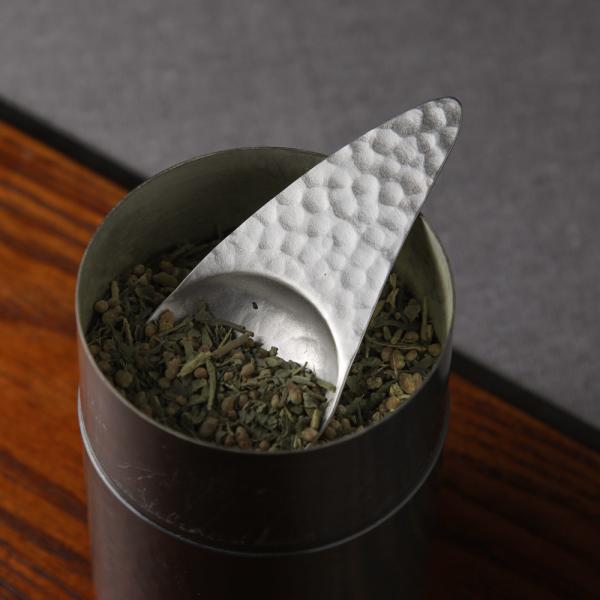 サイズ:?94mm重量:約24g材質:ステンレス生産国:日本関連キーワード:茶箕 茶葉サーバー ちゃみ 茶さじ 日本製 made in japan