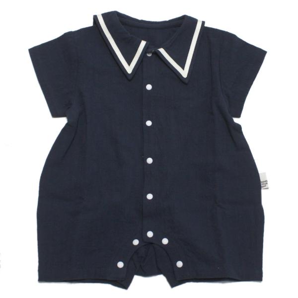 make your day メイクユアデイ“メイクユアデイ”のBOYセーラーロンパス・落ち着いた配色で清楚な雰囲気のロンパース・パイピングラインがアクセントに効いたセーラーカラー・前立てから股下までスナップボタン開き・着込むほどに柔らかくな...