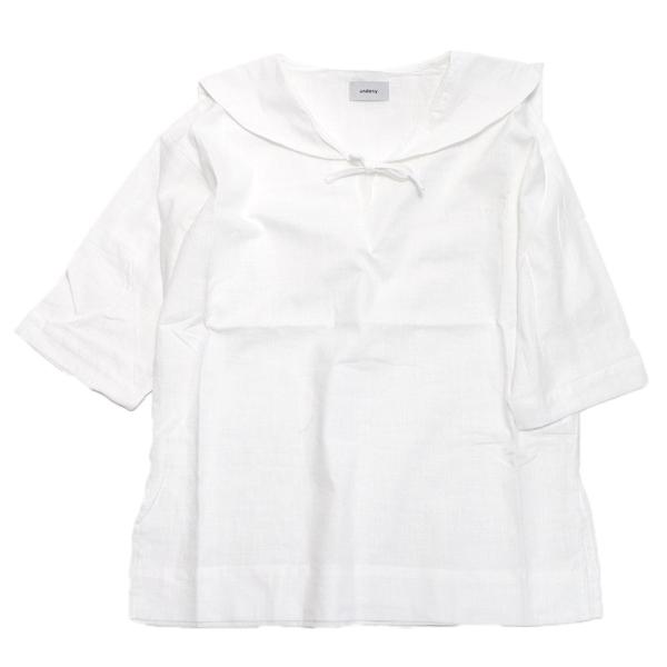 undeny. アンディニー“アンディニー”のセーラーカラーチュニック【2-3月入荷予定】・ふんわりとやわらかなコットンシアー素材・セーラーカラーが目を惹くアイテム・ムラ感のある素材感で涼し気な印象に・8分袖ですっきりしたシルエットに仕上げ...
