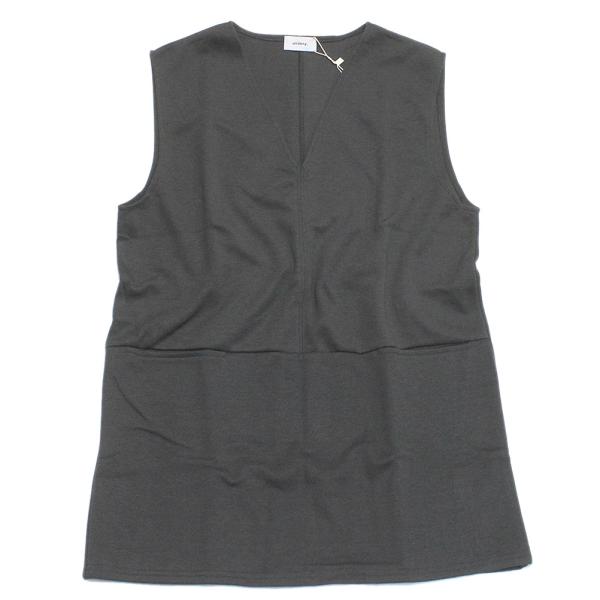 undeny. アンディニー“アンディニー”のポンチロングベスト・ざっくりと開いたVネックでレイヤードを楽しめるベスト・おしりが隠れる長めの丈感・お子さまならヒザ上丈のワンピースとしても着用可能・滑らかな肌触りで速乾性のあるポンチ素材チャコ...