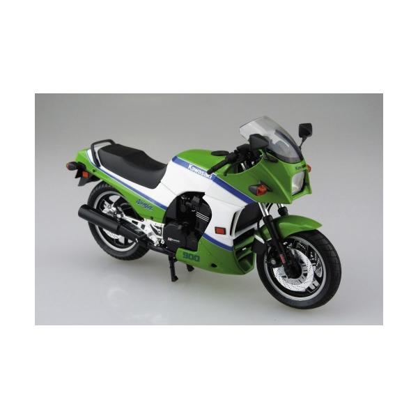 ※未塗装・未組み立て（組み立てには工具などが必要となります）※掲載されている画像は試作品です。DISAPPEARING ACT.ライムグリーンの車体色を採用した1985年モデルの南アフリカ仕様を1/12スケールでモデル化特徴的なカウルやキャ...