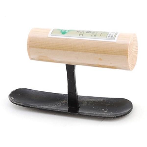 【取寄品】【メール便】[大工道具 左官鏝 特殊鏝]※ご注意・作業箇所にあったコテを使用ください。柄及びコテ身にガタツキがある場合は使用しないでください。・作業が終わったらすぐに使った道具を水洗いして下さい。緑長 エンバル鏝 90MM 497...