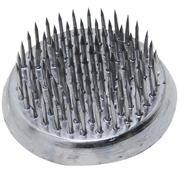 【取寄品】【メール便】[鋏 剣山]※ご注意・本来の用途以外には使用しないで下さい。使用前には本体あるいは部品にがたつき・緩みが無いことを確認してください。・使用後は汚れを取り、子供の手の届かない安全な場所に保管してください。千吉 剣山(ステ...