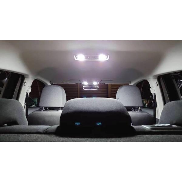�t�H���N�X���[�Q�� T-�N���X�^LED ���[�������v�Z�b�g�^VW T-Cross�EC1DKR