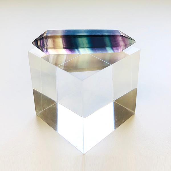 知性を高める石と言われるフローライト 六角形 : Mineral&Fossil