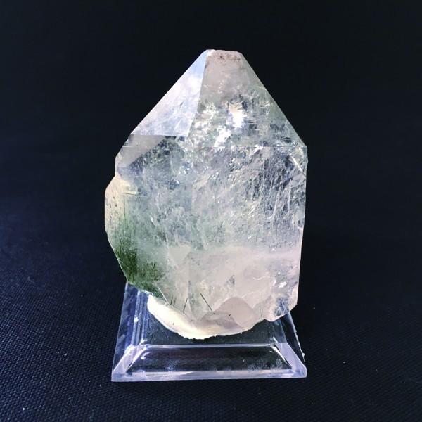 イタリア産モンブラン水晶 アクチノライトインクォーツ 透明台座付き