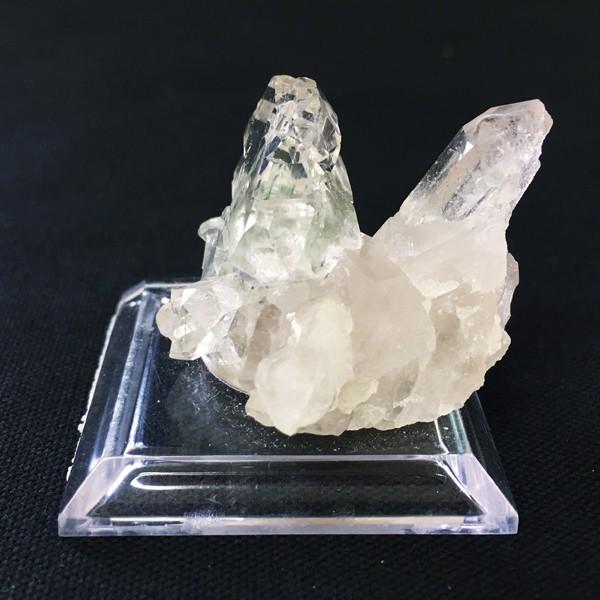イタリア産モンブラン水晶 アクチノライトインクォーツ 透明台座付き