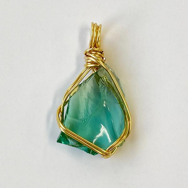 アンダラクリスタル〈イナンナウィスダム/緑/グリーン〉 のワイヤー