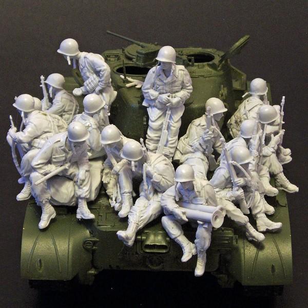 現用アメリカ軍 朝鮮戦争のm26パーシング戦車搭乗兵フルセット 15体入 Full Set Of Pershing Riders Of 15 Figures Set In Korea 1 35 Acm Acm ミニチュアパーク 通販 Yahoo ショッピング