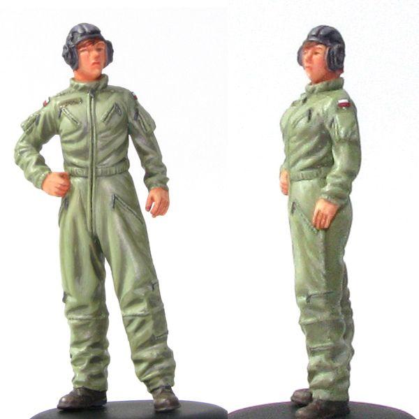 現用ポーランド軍 第10装甲騎兵旅団 レオパルド戦車 女性戦車兵 ヘッド2種入 10 Arm Cavalry Brigade Female Leopard Tank Crew Member 1 35 Tm35f38 Buyee Buyee 日本の通販商品 オークションの代理入札 代理購入