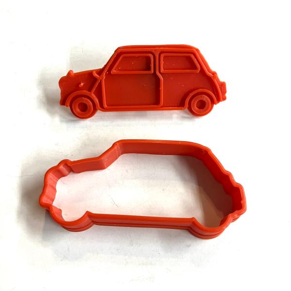 クラシックミニの型抜き粘土や砂などの型抜きにどうぞクッキーや食品には使用しないでください。写真の物が現品です。PLA樹脂耐熱40℃7.5cm×3.5cm×1.2cm使用年齢：8歳以上