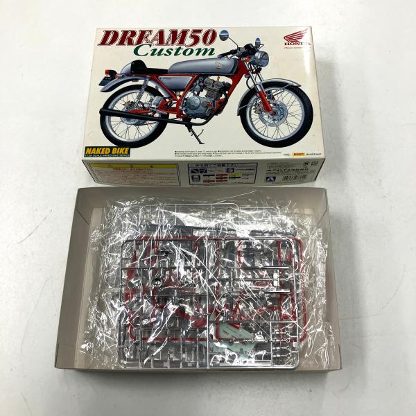 033609外箱に、シールの付着、細かなキズ、色あせなどの経年劣化があります。写真のものが現品となります。Aoshima 1/21 NAKED BIKE Model Kit Vintage New Old Stock量産品に関しましては、製...