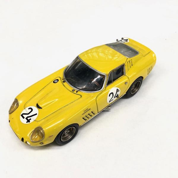 Amazon | Tameo完成品 1/43 Ferrari 275 GTB/4 Spyder ダーク