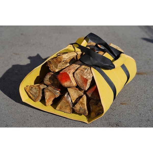 ■特長キャンプファイヤー、焚火、暖炉など様々な用途で活躍する薪キャリーシートです。移動時や収納時に汚さず、コンパクトに薪を保管できる便利なキャリーシートです。一度に最大2束ほどの薪を運ぶことが可能です。■製品詳細ナイロン、コットン製■製品詳...