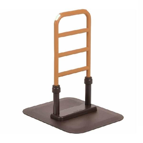 置くだけで使える安全性を向上した床置き型手すりです■商品説明■・安全でシンプルな手すり形状で手すり内側の空間は、頭が入らない安全寸法。・家具調ベッドやパイプベッド、高さ調整可能な電動式介護ベッドにも置くだけで使えます。・工具不要で簡単に高さ...