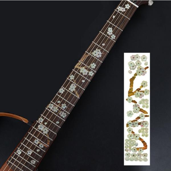 数ある商品の中から、こちらをご覧頂いてありがとうございます。仕様:アイテム名:ギター低音フレットボードステッカー素材:ペット送付サイズ:縦 25センチ× 5.5センチ個性あるステッカーが演奏する人はもちろんのこと、聴く人も楽しくさせます。裏...