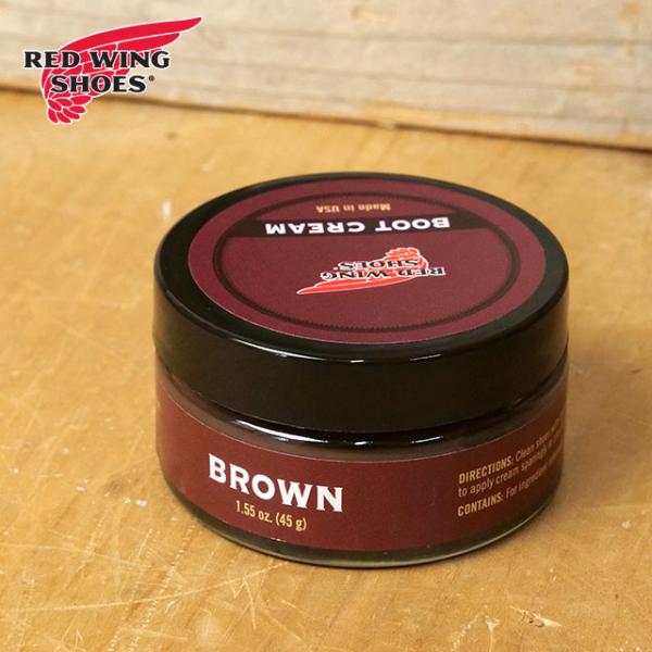 [ ブランド ] レッドウィング 　RED WING[ ジャンル ]シューズケア用品[ 成　分 ]ラノリン／ろう／有機溶剤[ 内容量 ]1.55oz（45g）潤いとツヤを与え輝きを取り戻す保革クリームレッドウィング「ブーツクリーム」は、革に...