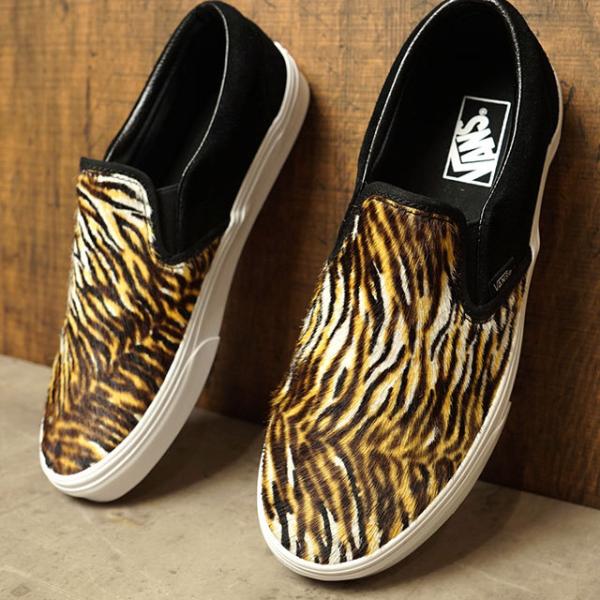 バンズ VANS クラシック スリップオン ソフトスエード スニーカー VN0A5JMHB0I SS22 CLASSIC SLIP-ON SOFT SUEDE ヴァンズ BLACK TIGER 黒 ブラック系
