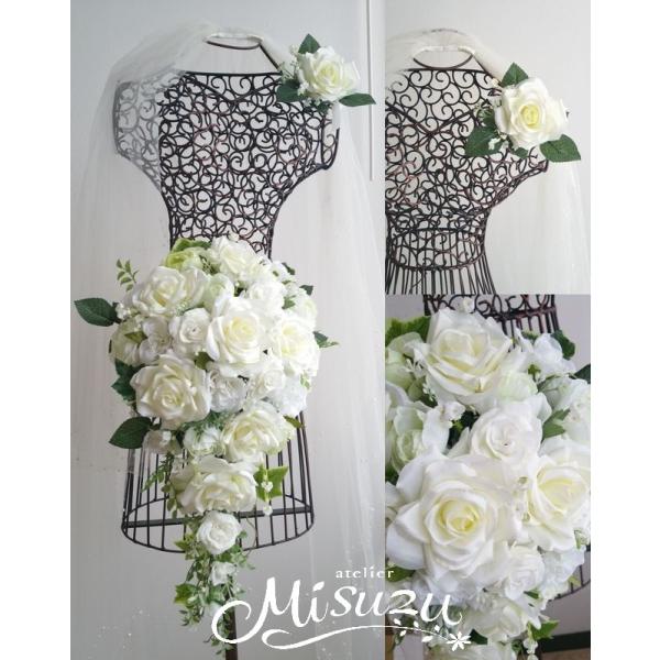 ◆商品説明◆洗練された薔薇キャスケードブーケをWEB価格で！ウェディングブーケの王道！前撮りや海外挙式にも！■ブーケのサイズ：直径約23-24センチ　長さ45-50センチ■ブトニアのサイズ：約縦12-14センチ◆ヘッドドレス（花冠orヘアパ...