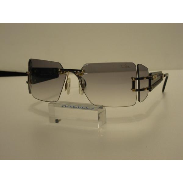 CAZAL カザールサングラス923メーカー完売。縁無しモデルが CAZAL カザールサングラス923メーカー完売。縁無しモデルが