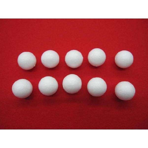 発砲スチロールの球です。サイズは20ミリ　1袋　10個入りです。在庫数以上に必要な場合は、お問い合わせください。この商品は、お届けが郵便受けでも大丈夫な場合、ゆうパケットやこねこ便420、で発送する事が出来ます。お買い上げの際に、「ご要望欄...