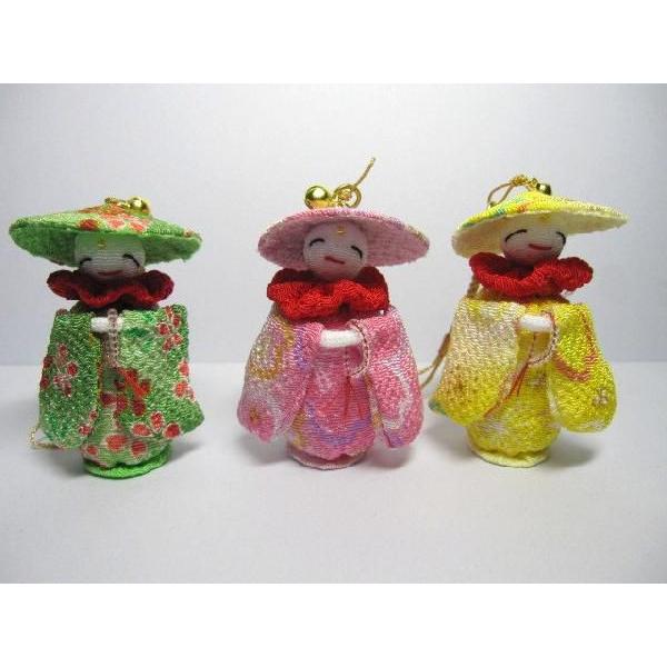 ちりめん生地で作る お守り地蔵のストラップ グリーン ピンク 黄色 Ti 003 みつばやymショップ 通販 Yahoo ショッピング