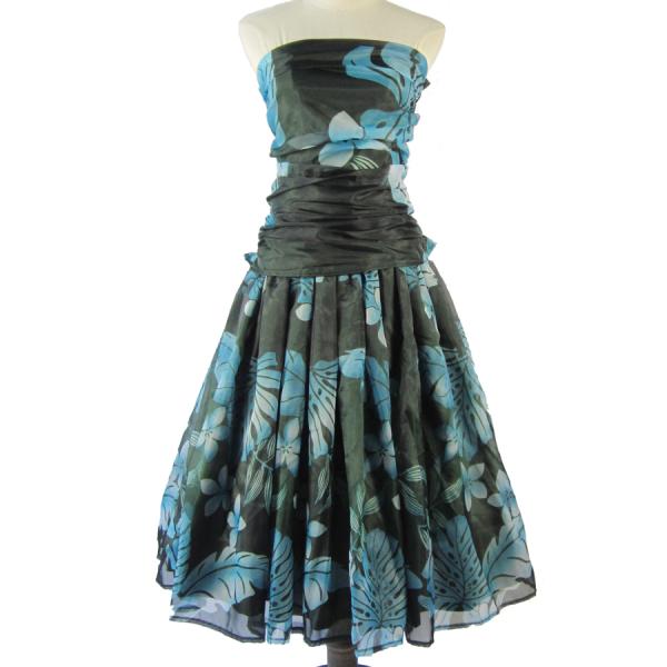 【豪華7点セット】フラダンス 衣装 セット アクセサリー付き パウスカート 美品 豪華7点セット】フラダンス 衣装 セット アクセサリー付き