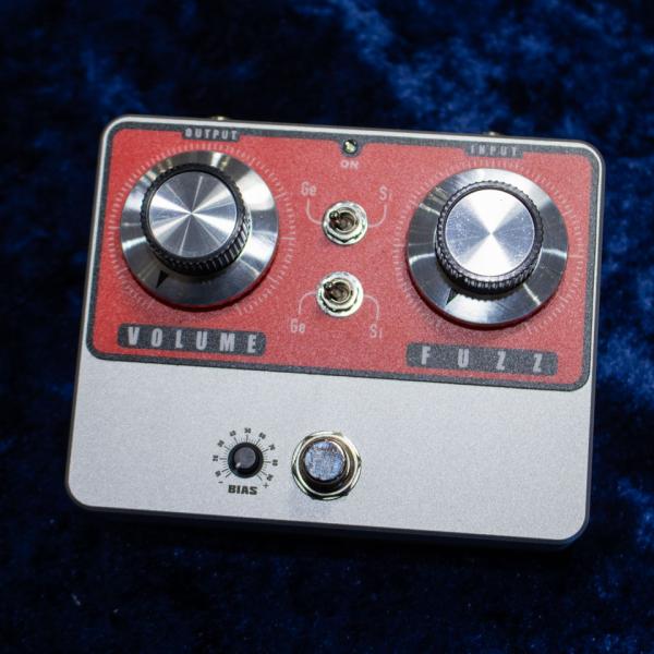 KING TONE GUITAR/VINTAGE FUZZ