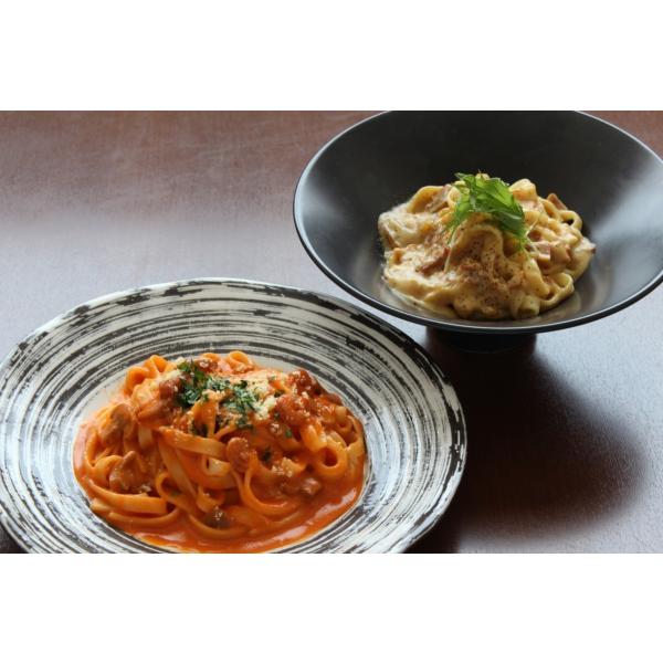 半生麺 カルボナーラきしめん×２人前半生麺 えびトマトクリームきしめん×２人前宮きしめんの半生麺は、短く切りだした麺を棒につるす「島田作り製法」により、小麦粉に含まれるうまみ成分を麺全体にいきわたらせており、ふっくらとした弾力のある歯ごたえ...