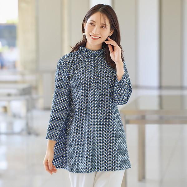 チュニック 大人可愛い おしゃれ 春夏 ミセス シニア ファッション 40代 50代 60代 70代 幾何学柄プリントチュニック