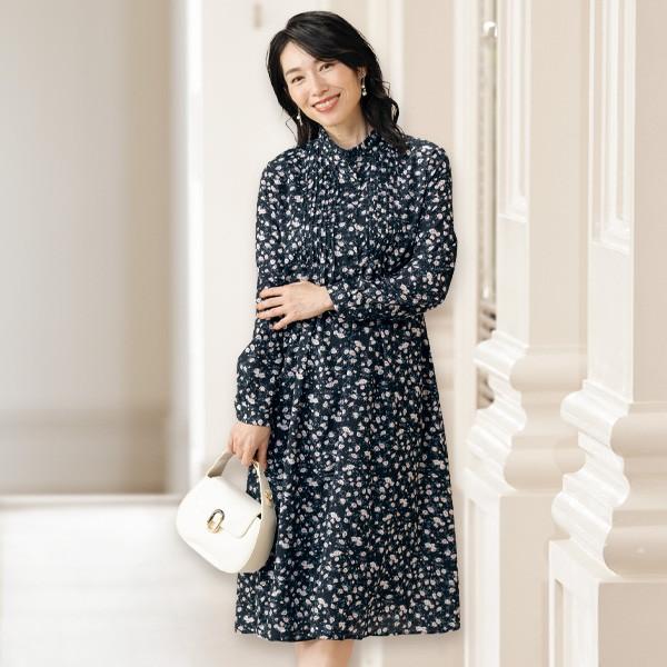 ワンピース きれいめ レディース おしゃれ 春夏 ミセス シニア ファッション 40代 50代 60代 70代 80代 胸元ピンタック入りプリントワンピース