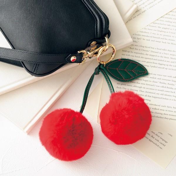 レッキスファーを使った大きなさくらんぼ 40代 50代 60代 70代 ファッション シニア ミセス レディース 婦人 バッグ チャーム バッグチャーム キーリング 京都通販 ミセスのファッション館 通販 Yahoo ショッピング